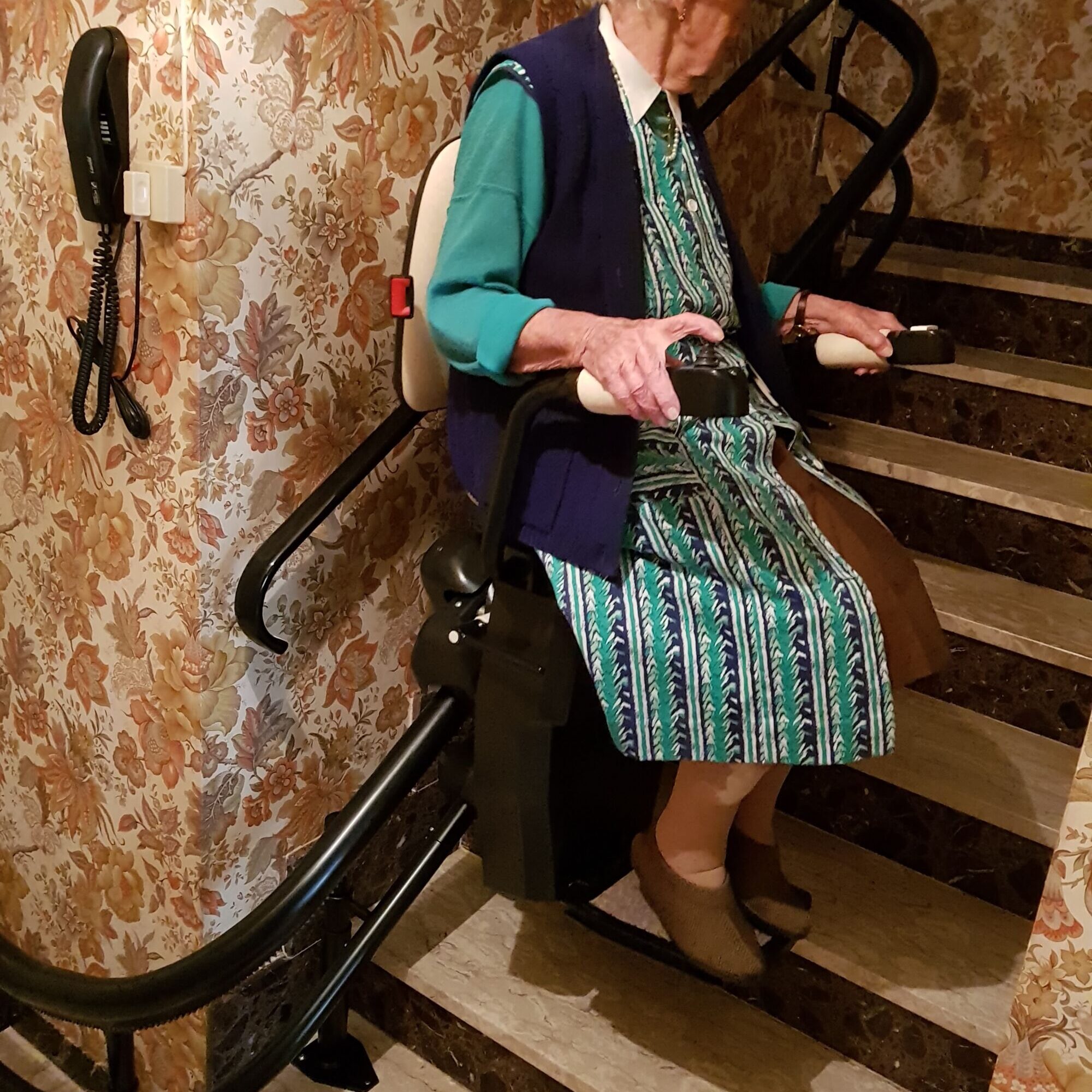 Ascenseur de maison ou monte-escalier : quel choix selon votre mobilit&eacute; et votre logement ? Colmar