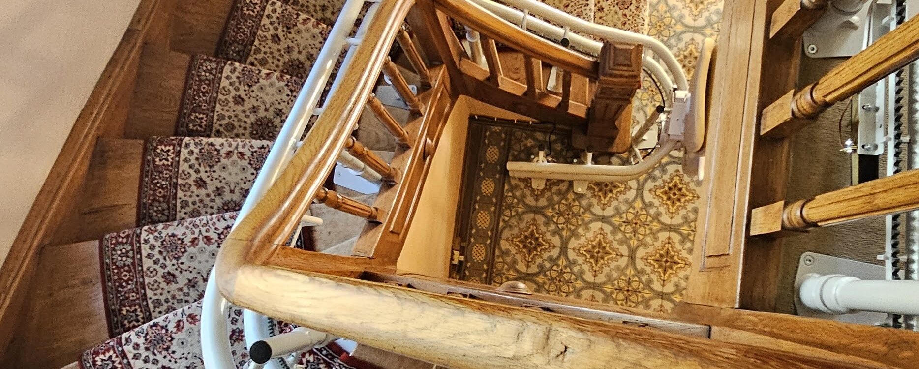Sièges monte-escaliers Lehner et Acorn pour une mobilité sans effort autour de Mulhouse et Colmar Guebwiller