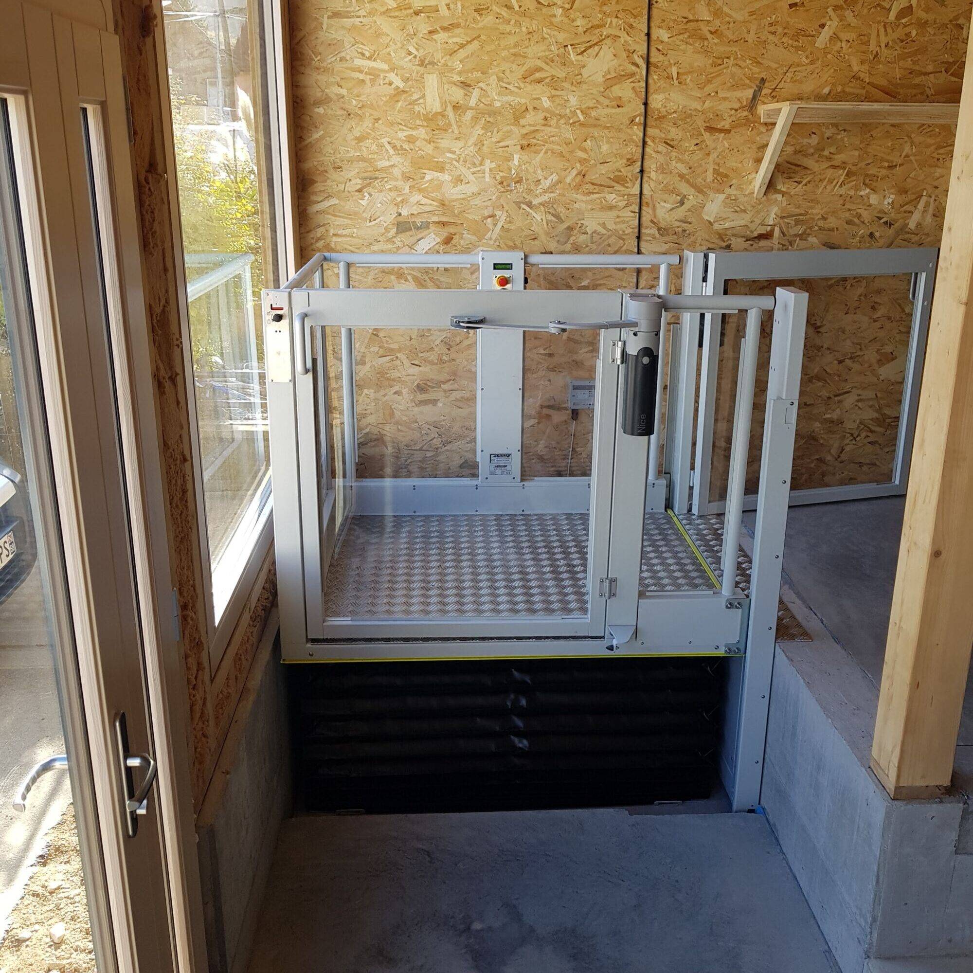 Le choix d&#8217;un ascenseur de maison : conseils 2PElevateurs  Guebwiller
